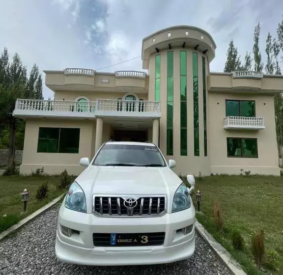 Skardu Saraye Hotel & Resort