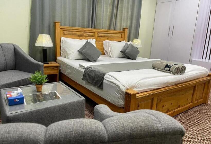 Skardu Saraye Hotel & Resort