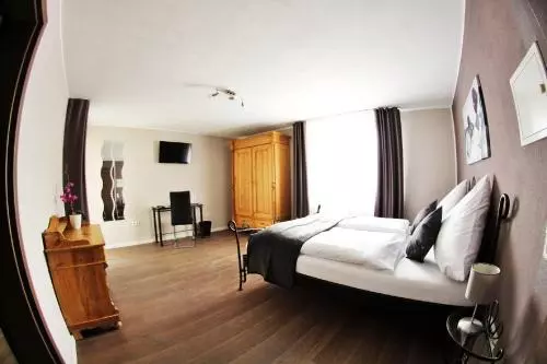 Apado Hotel Garni