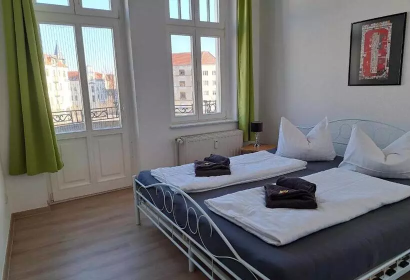 Apartment Hotel Schillerplatz