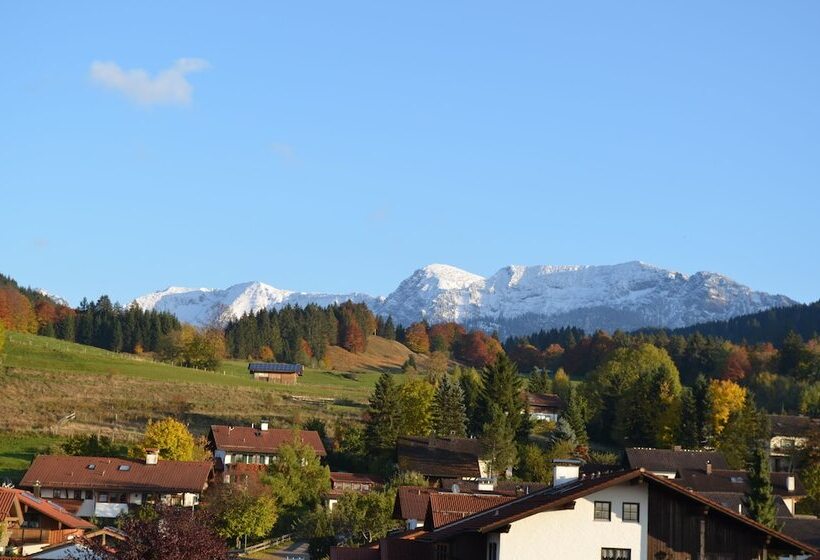 Hotel Alpchalet Schwanstein