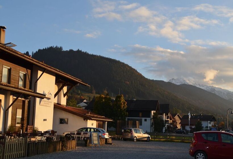 Hotel Alpchalet Schwanstein
