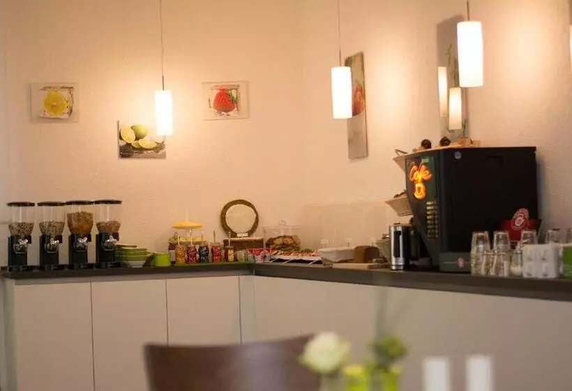 Hotelli Bed & Breakfast Outlet