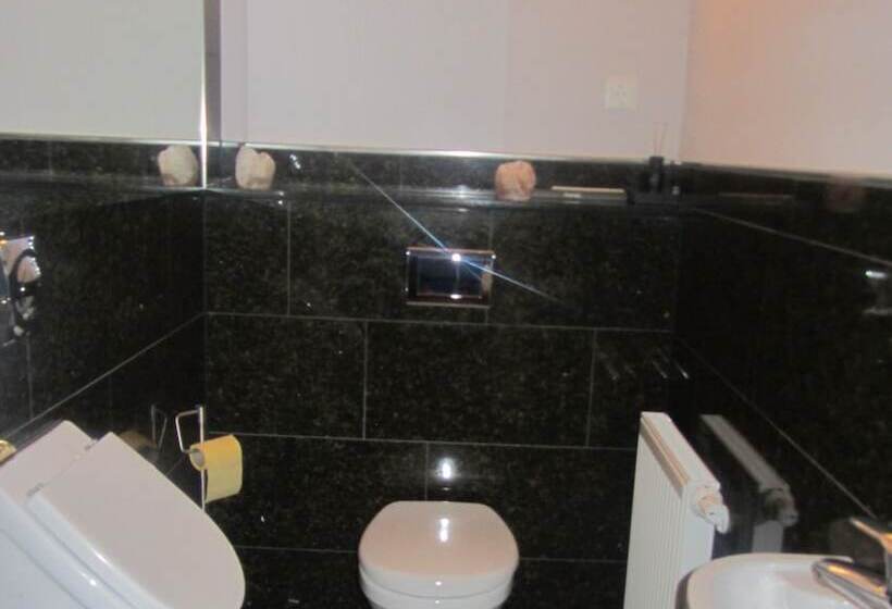 בית מלון כפרי Exklusive Gastezimmer Landau