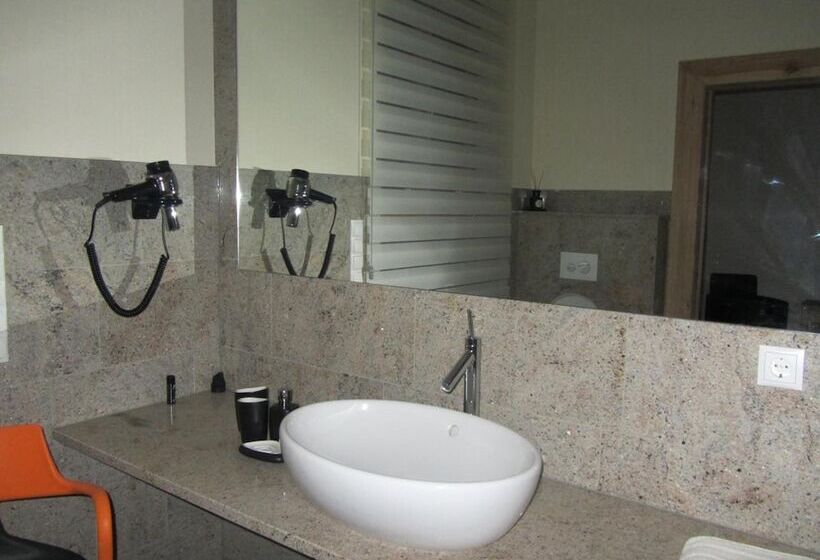 בית מלון כפרי Exklusive Gastezimmer Landau