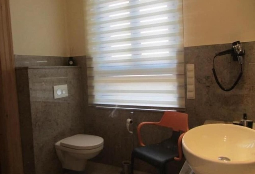 בית מלון כפרי Exklusive Gastezimmer Landau