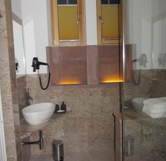 בית מלון כפרי Exklusive Gastezimmer Landau