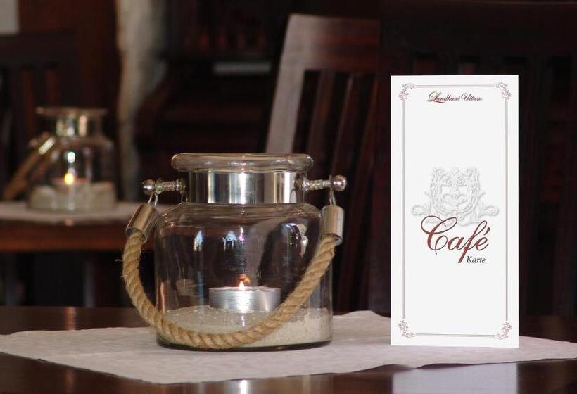 فندق Garni Landhaus Uttum