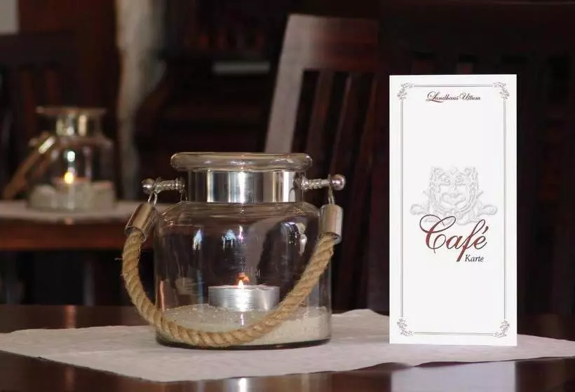 Hotelli Garni Landhaus Uttum