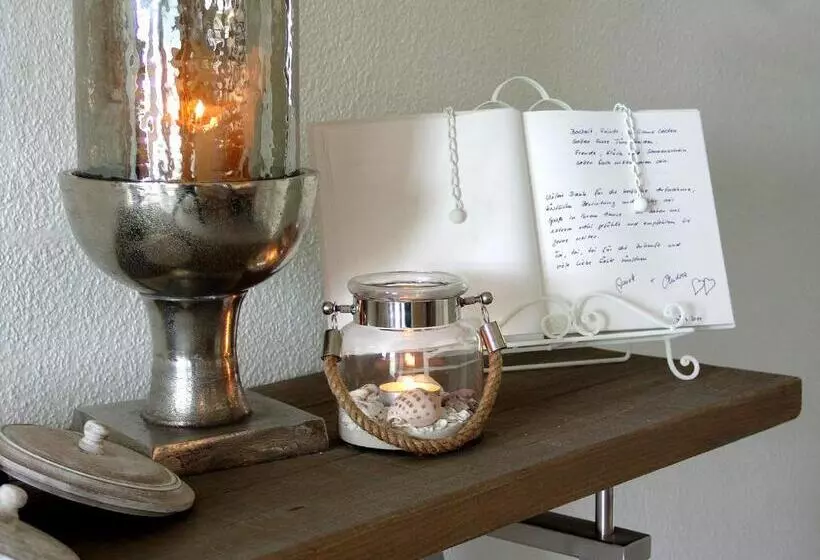 Hotelli Garni Landhaus Uttum