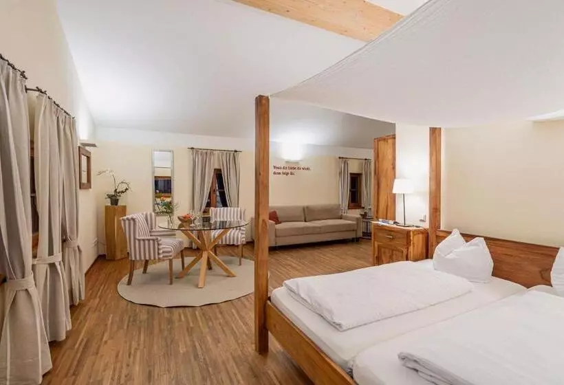 Hotelli Gasthaus Murauer