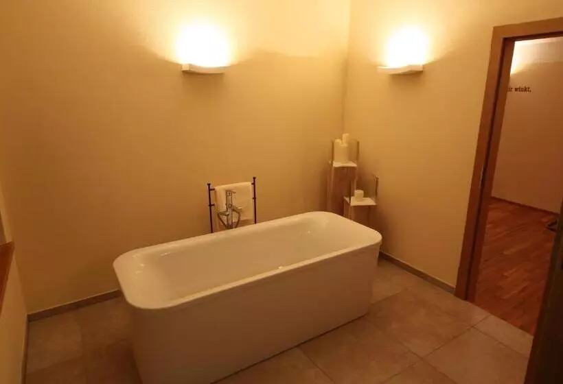 Hotelli Gasthaus Murauer