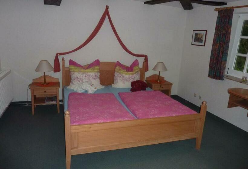 فندق Hof Guttels Waldgasthof Ferienpension