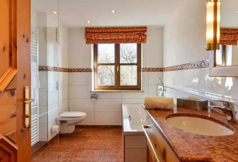 Hotelli Landgasthof Zum Erdinger Weissbrau