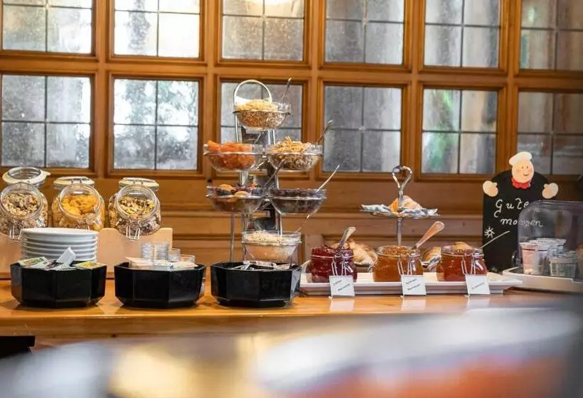 Hotelli Landgasthof Zum Erdinger Weissbrau