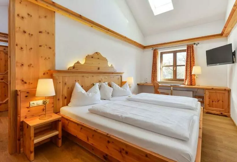 Hotelli Landgasthof Zum Erdinger Weissbrau