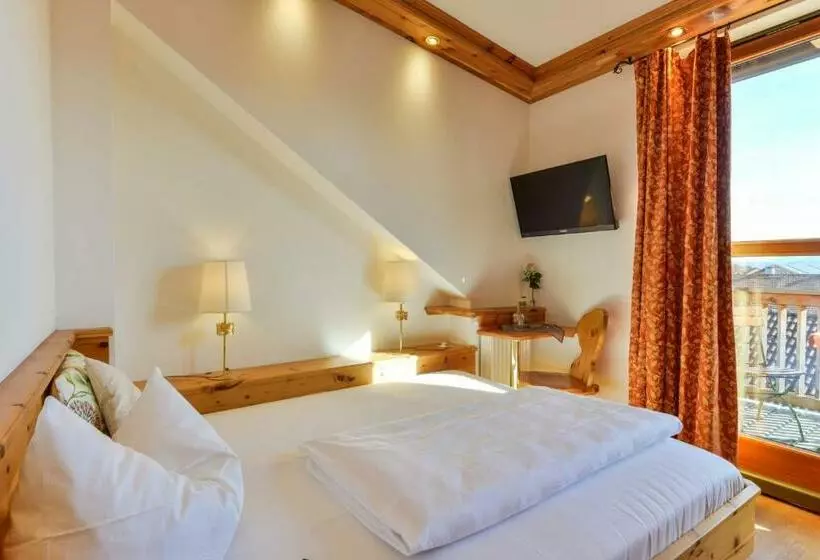 Hotelli Landgasthof Zum Erdinger Weissbrau