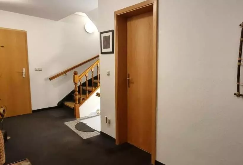 ホテル Landhaus Adorf