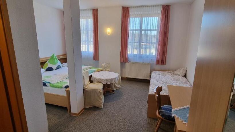 酒店 Landhaus Adorf