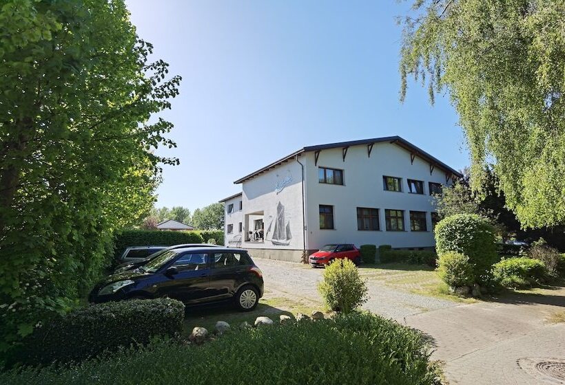 בית מלון כפרי Pension Boddenblick