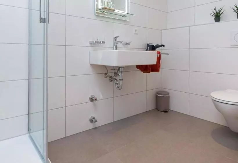 Hotelli Restaurant & Appartements In Vino Veritas