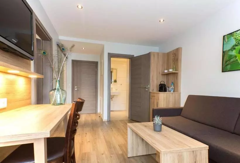 Hotelli Restaurant & Appartements In Vino Veritas