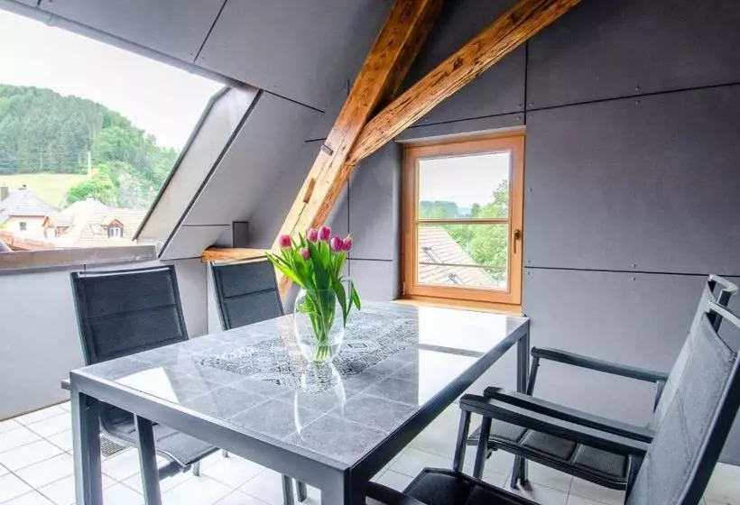 Hotelli Restaurant & Appartements In Vino Veritas