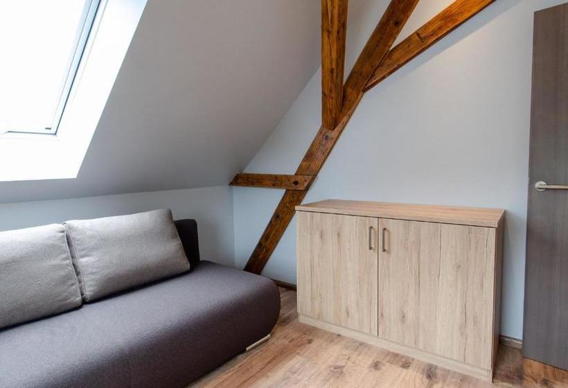 Отель Restaurant & Appartements In Vino Veritas