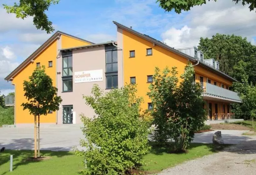 Hotelli Schafer Boardinghouse