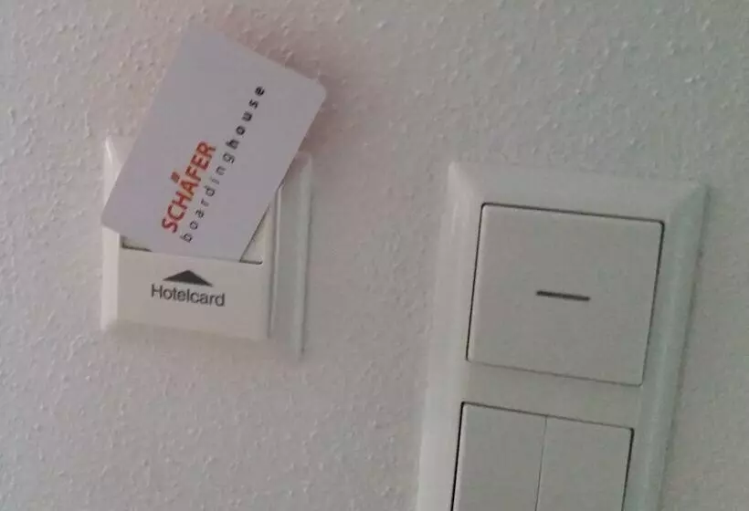 Hotelli Schafer Boardinghouse