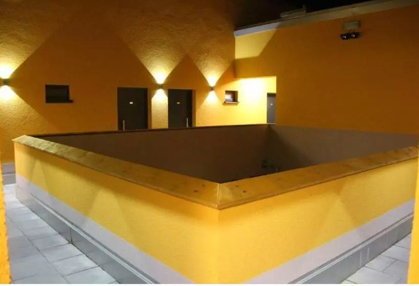 Hotelli Schafer Boardinghouse