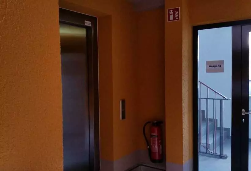 Hotelli Schafer Boardinghouse