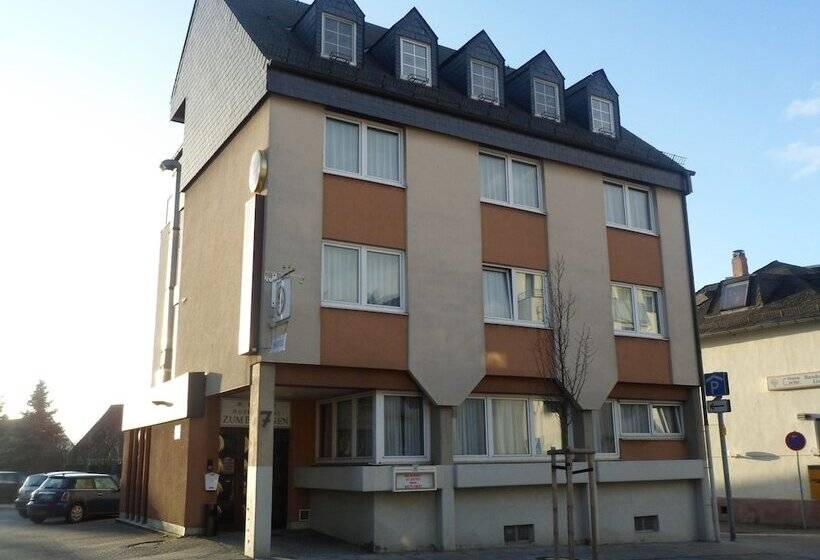 فندق Zum Brunnen