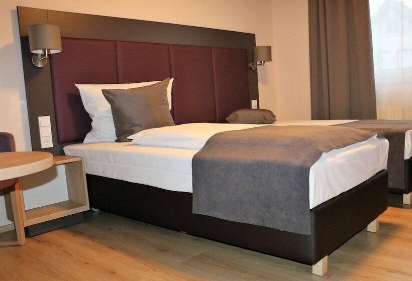 فندق Zum Brunnen