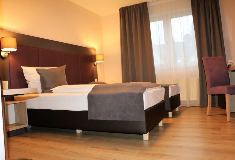 فندق Zum Brunnen