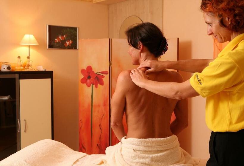 Landhotel Grünwies  Bonsai Wellness Garni