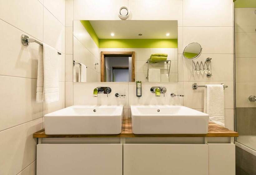 Landhotel Grünwies  Bonsai Wellness Garni