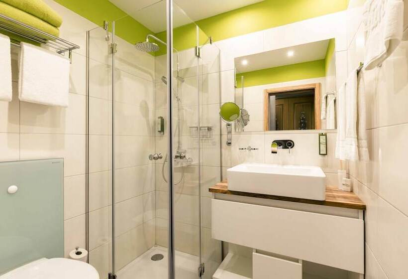 Landhotel Grünwies  Bonsai Wellness Garni