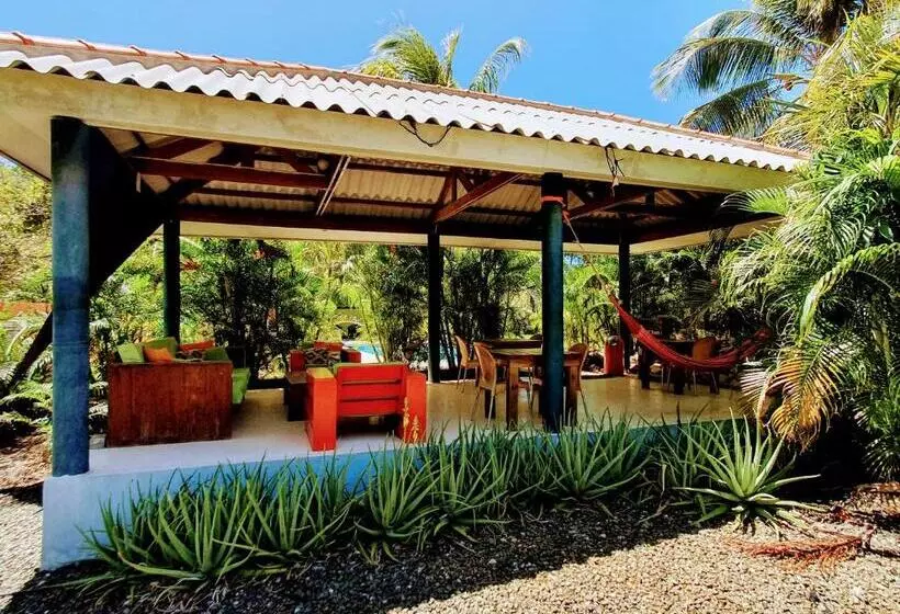 Abaai Resort B&b