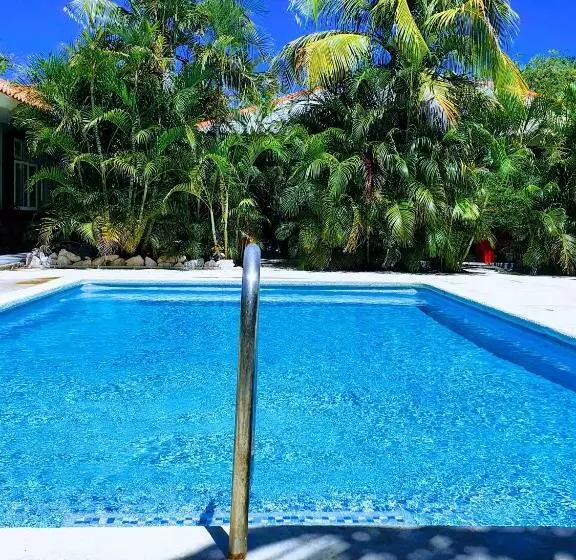 Abaai Resort B&b