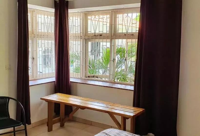Abaai Resort B&b