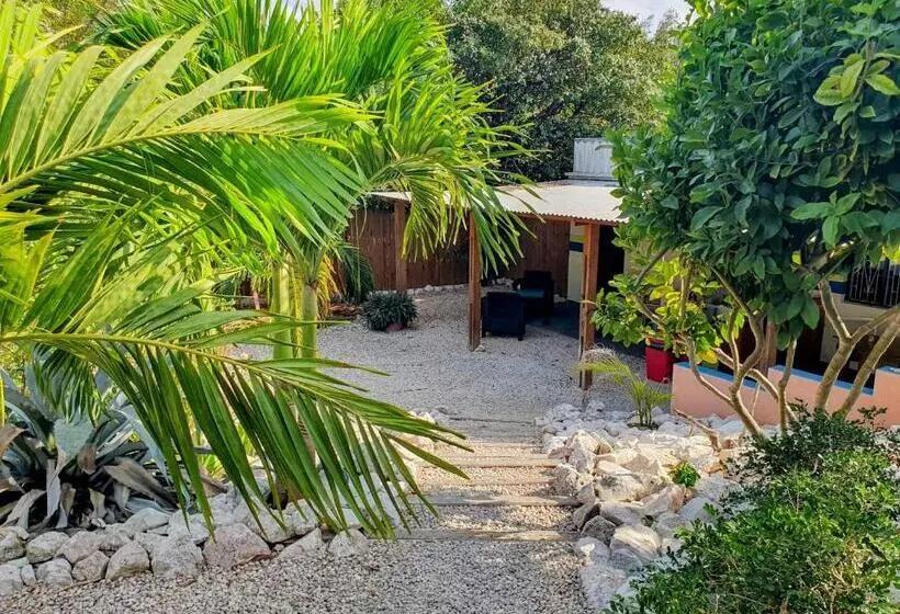 Abaai Resort B&b