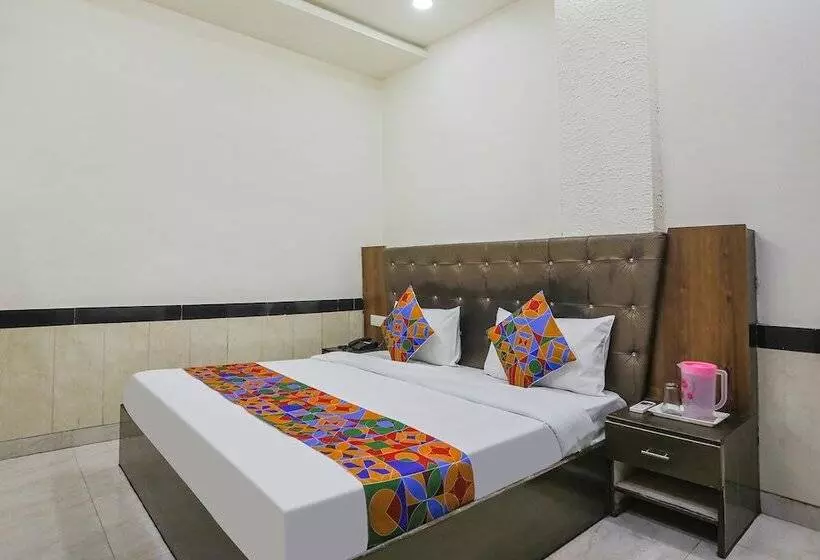 Hotel Fabexpress Myraa