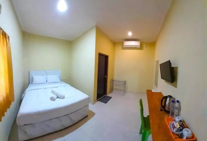 Hotelli Fx72 Labuan Bajo