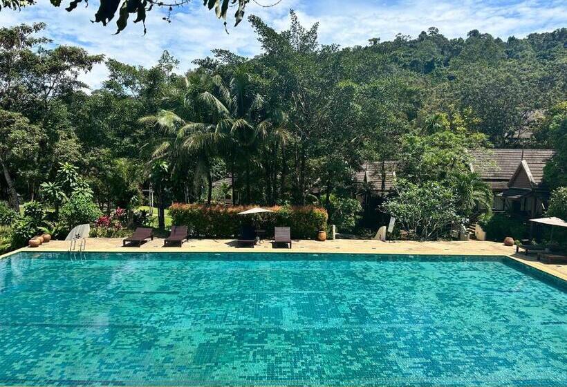 Otel Kooncharaburi Resort Koh Chang