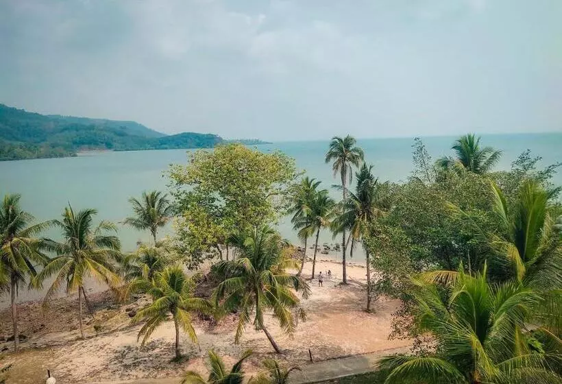 Hotelli Kooncharaburi Resort   Koh Chang