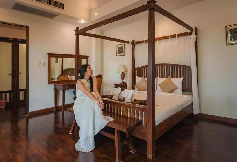 Hotelli Kooncharaburi Resort   Koh Chang