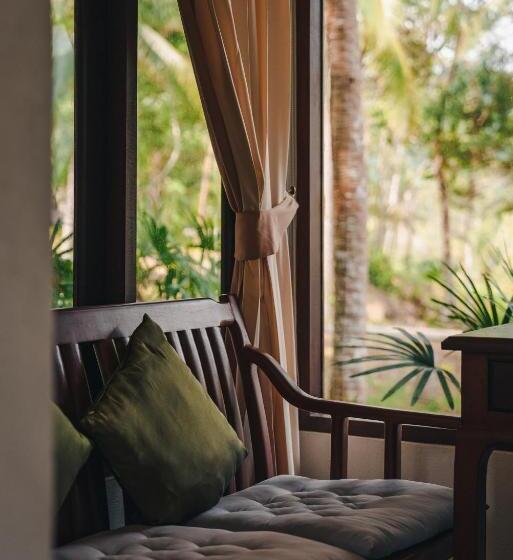 Otel Kooncharaburi Resort Koh Chang