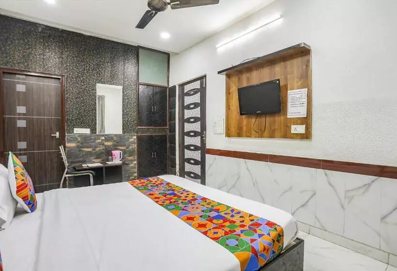 Hotel Fabexpress Myraa