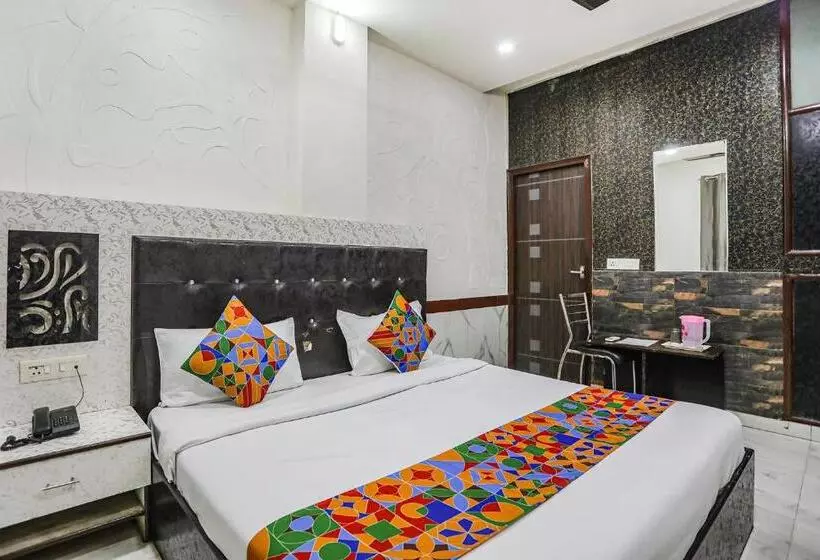 Hotel Fabexpress Myraa